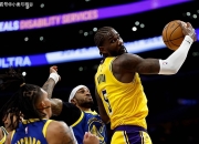 开云app-NBA季后赛关键时刻再迎强敌，俄克拉荷马雷霆外线爆发，主帅态度——更衣室稳定，轮换策略成焦点的简单介绍-开云app